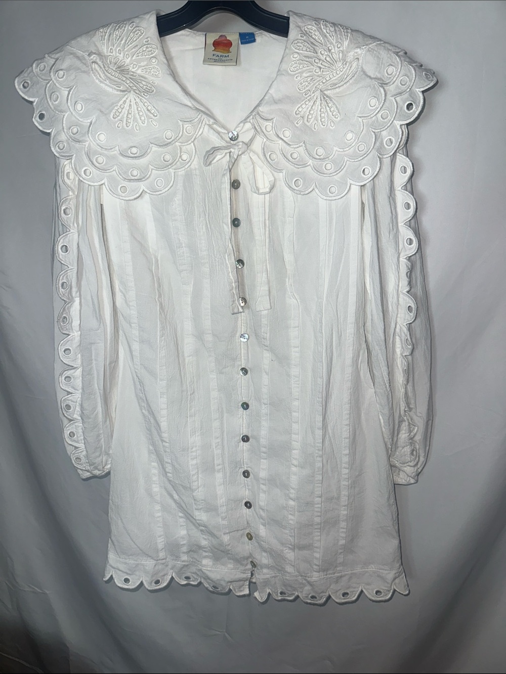 FARM Rio White Eyelet Collared Button-Down Blouse